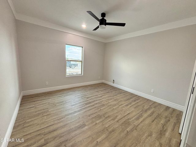 10371 Manzana Road A, Socorro, TX 79927