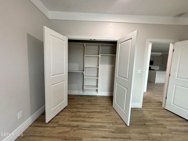 10371 Manzana Road A, Socorro, TX 79927