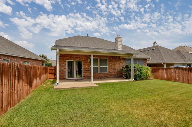 15529 Landing Creek Lane, Fort Worth, TX 76262