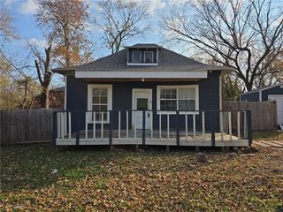 115 N Britt Street, Siloam Springs, AR 72761