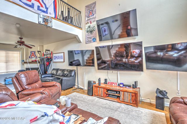 120 S Placita Colonia Solana, Tucson, AZ 85716