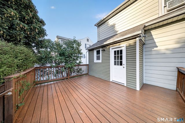 30 Noble Street, Stamford, CT 06902