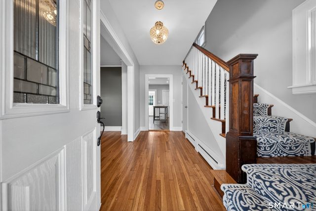 30 Noble Street, Stamford, CT 06902