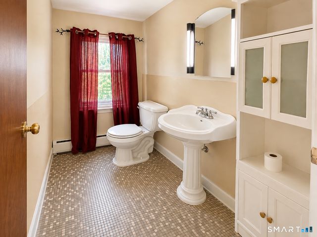 77 McClintock Street, New Britain, CT 06053