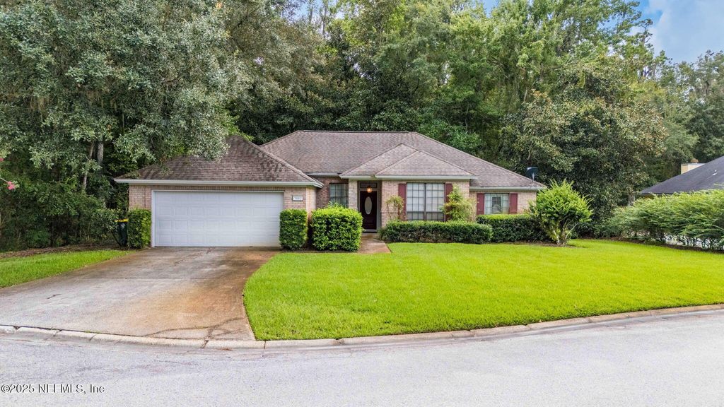 3882 HABERSHAM FOREST Drive, Jacksonville, FL 32223