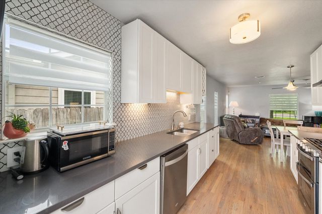 2736 Ryan Avenue, Fort Worth, TX 76110