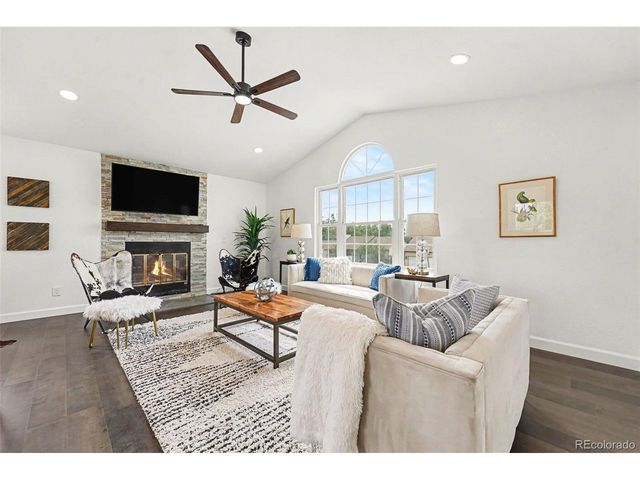 13189 W 62nd Dr, Arvada, CO 80004