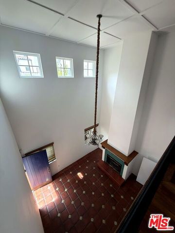 1414 N Harper Avenue 16, West Hollywood, CA 90046