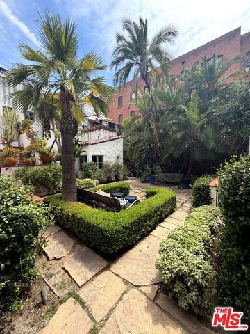 1414 N Harper Avenue 16, West Hollywood, CA 90046