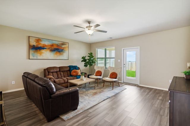 203 Lake Ridge, Princeton, TX 75407