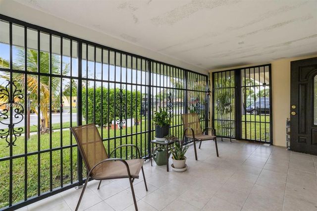 18930 NW 14th Avenue, Miami, FL 33169