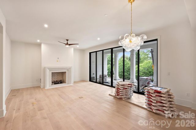409 Queens Road 201, Charlotte, NC 28207