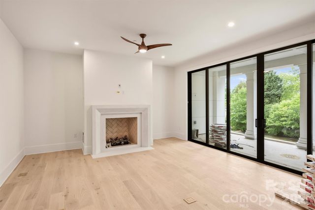 409 Queens Road 201, Charlotte, NC 28207