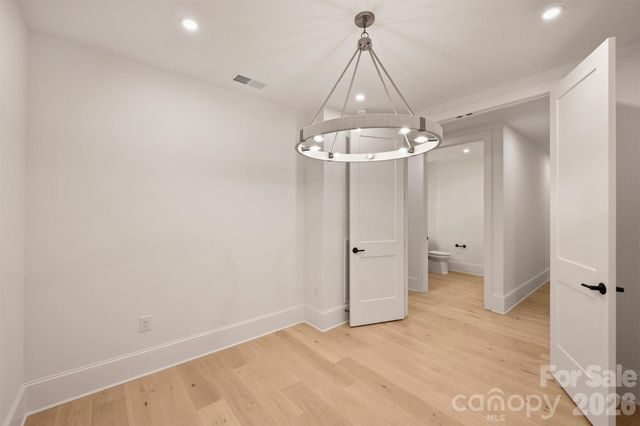 409 Queens Road 201, Charlotte, NC 28207