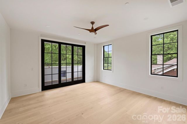 409 Queens Road 201, Charlotte, NC 28207