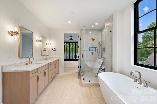 409 Queens Road 201, Charlotte, NC 28207