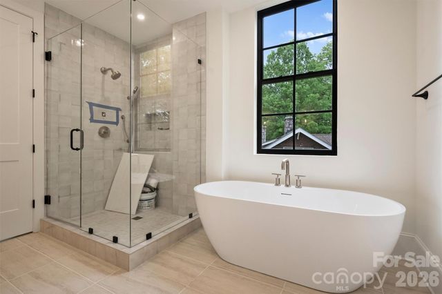 409 Queens Road 201, Charlotte, NC 28207