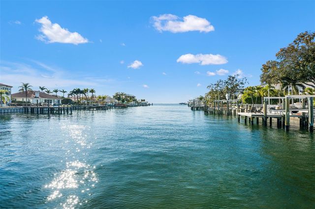 2605 S BEACH DRIVE, Tampa, FL 33629