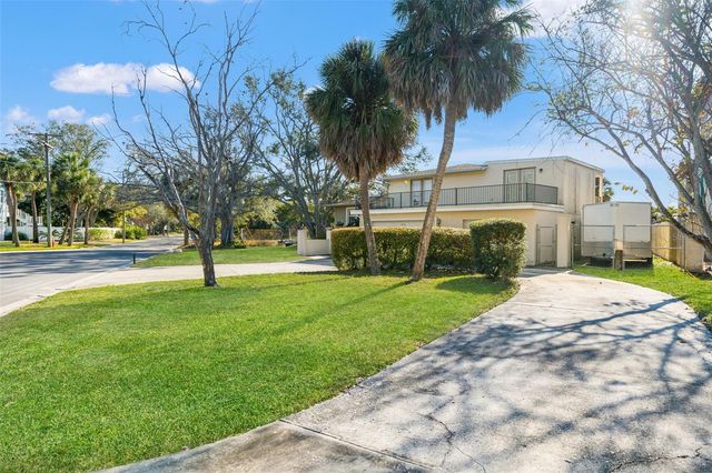 2605 S BEACH DRIVE, Tampa, FL 33629