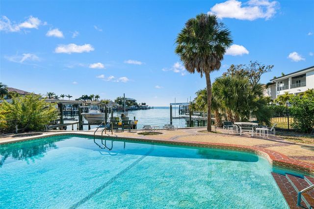 2605 S BEACH DRIVE, Tampa, FL 33629