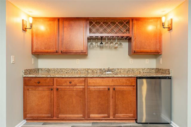 4307 NE Michael Court, Ankeny, IA 50021