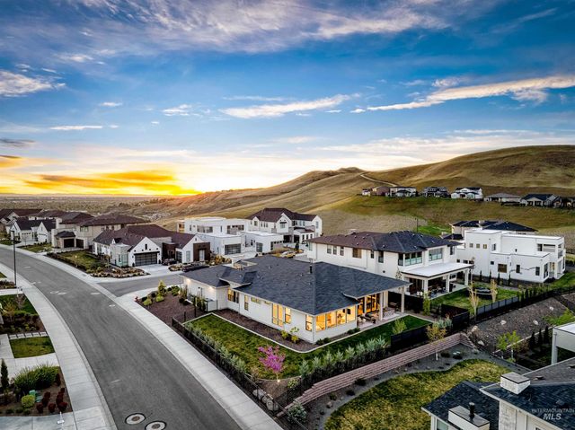 2548 S Linnet Place, Boise, ID 83716