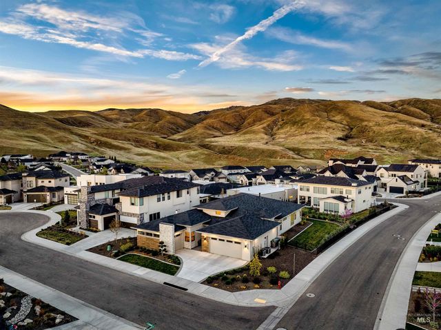 2548 S Linnet Place, Boise, ID 83716