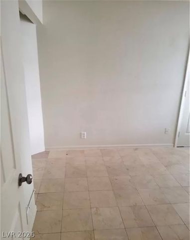 1936 ST Lawrence Drive, Las Vegas, NV 89108