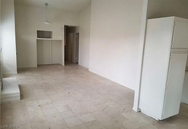 1936 ST Lawrence Drive, Las Vegas, NV 89108