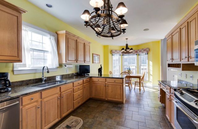 401 Roma Ct, Nashville, TN 37211