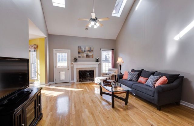 401 Roma Ct, Nashville, TN 37211