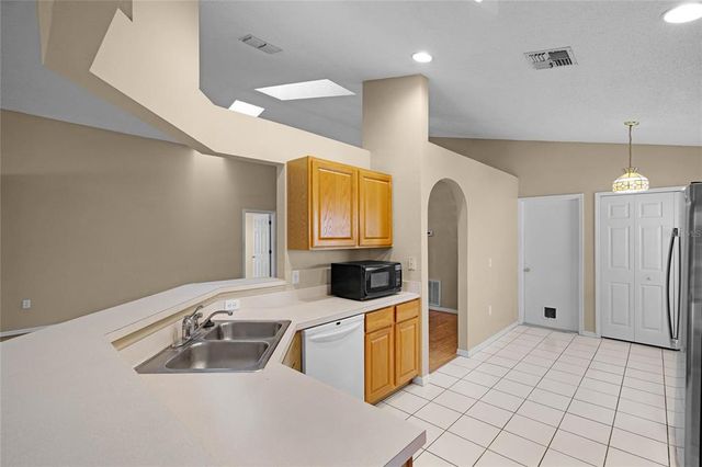150 GOLFSIDE CIRCLE, Sanford, FL 32773
