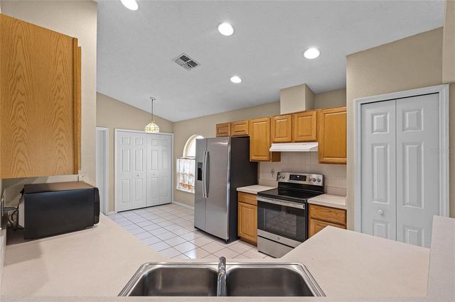 150 GOLFSIDE CIRCLE, Sanford, FL 32773