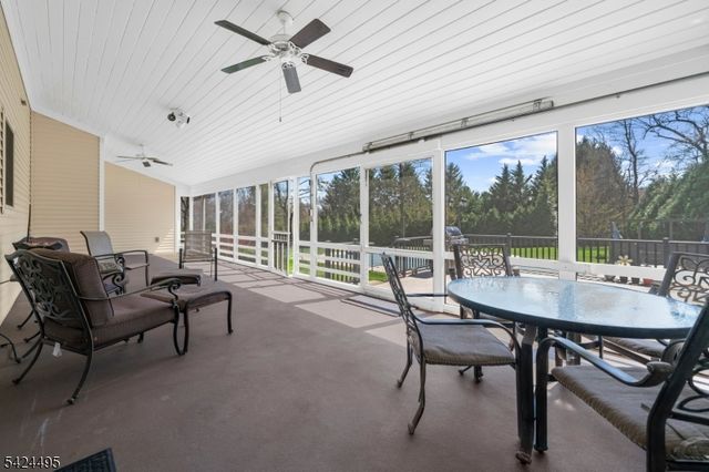 44 Country Acres Dr, Union Twp., NJ 08827