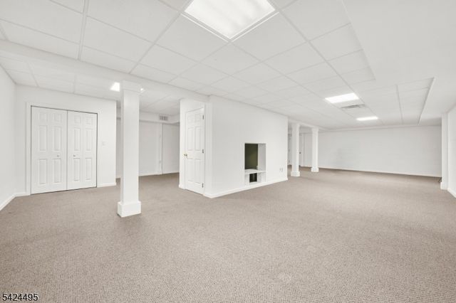 44 Country Acres Dr, Union Twp., NJ 08827