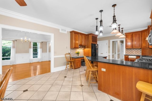 44 Country Acres Dr, Union Twp., NJ 08827