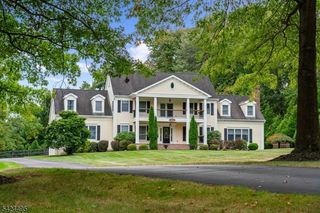 44 Country Acres Dr, Union Twp., NJ 08827