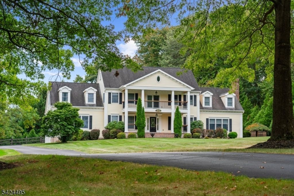 44 Country Acres Dr, Union Twp., NJ 08827