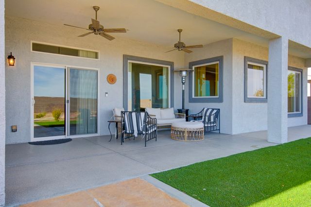 460 Rio Chama, Los Lunas, NM 87031