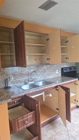 1161 NE 111th St 1, Miami, FL 33161