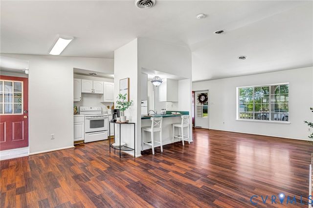 7500 Overlook Dr, Mechanicsville, VA 23111