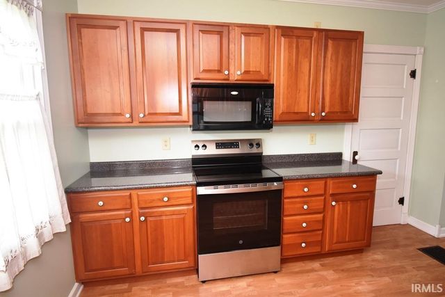 304 N Glick Street, Mulberry, IN 46058