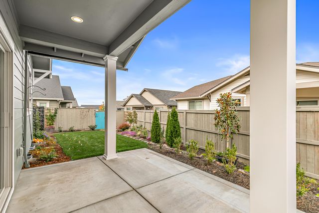 3937 Wyoming Lane, Medford, OR 97504