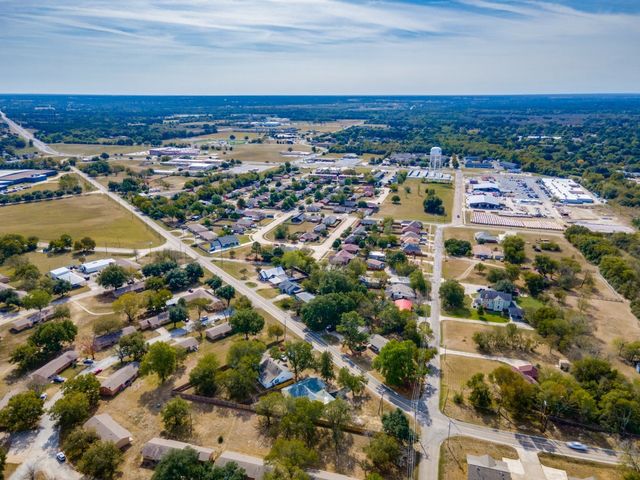 530 Maple Street, Commerce, TX 75428