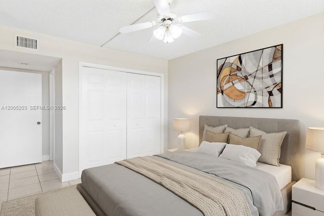 16400 Golf Club Rd 104, Weston, FL 33326