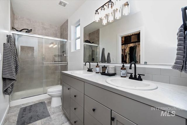 3325 NW 13th Ave, Meridian, ID 83646