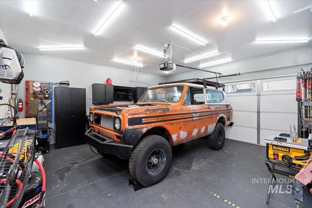 3325 NW 13th Ave, Meridian, ID 83646