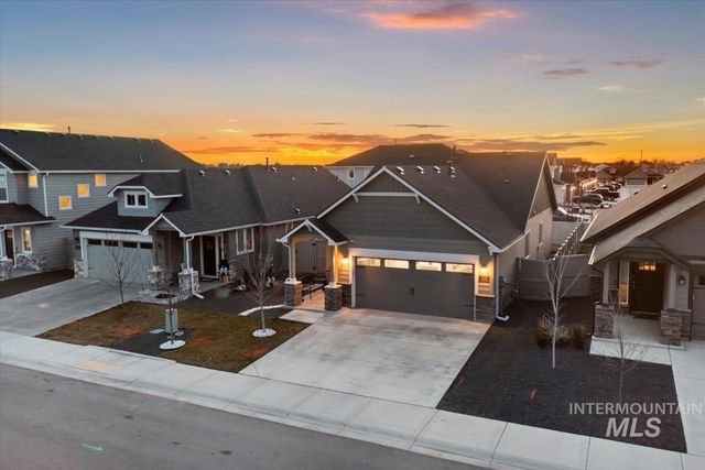 3325 NW 13th Ave, Meridian, ID 83646