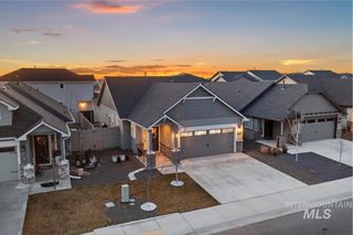 3325 NW 13th Ave, Meridian, ID 83646