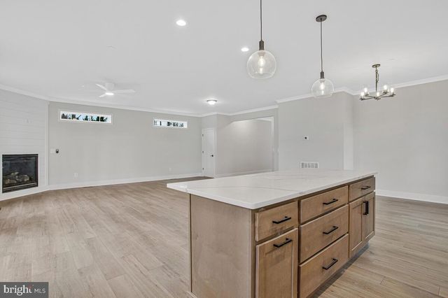 443 BIRCH DR, Edgewater, MD 21037